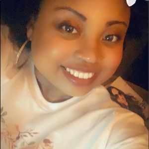 Meet your Posher, Miya